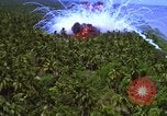 Image Vue aérienne d'explosion de bombes au phosphore blanc Guerre du Vietnam Vietnam, 1965, de la seconde 44 séquences d'archives historiques vidéo 65675054860