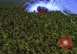 Image Vue aérienne d'explosion de bombes au phosphore blanc Guerre du Vietnam Vietnam, 1965, de la seconde 48 séquences d'archives historiques vidéo 65675054860