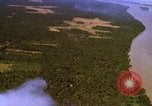 Image Bombardement au napalm des domaines cibles au Vietnam Vietnam, 1965, de la seconde 6 séquences d'archives historiques vidéo 65675054862