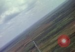 Standbild Vietnam bombardierten Gebiete Ziel Nam Phan Provinz Vietnam, 1965, aus Sekunde 3 historischem Filmmaterial Videoclip 65675054867