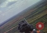 Standbild Vietnam bombardierten Gebiete Ziel Nam Phan Provinz Vietnam, 1965, aus Sekunde 8 historischem Filmmaterial Videoclip 65675054867