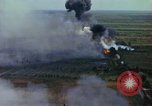 Standbild Vietnam bombardierten Gebiete Ziel Nam Phan Provinz Vietnam, 1965, aus Sekunde 48 historischem Filmmaterial Videoclip 65675054867