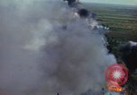 Standbild Vietnam bombardierten Gebiete Ziel Nam Phan Provinz Vietnam, 1965, aus Sekunde 60 historischem Filmmaterial Videoclip 65675054867