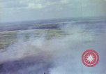 Image Les bombardements aériens de l'US Air Force de cibles au Vietnam Nam Phan Province Vietnam, 1965, de la seconde 4 séquences d'archives historiques vidéo 65675054868