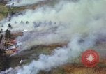 Image Les bombardements aériens de l'US Air Force de cibles au Vietnam Nam Phan Province Vietnam, 1965, de la seconde 39 séquences d'archives historiques vidéo 65675054868