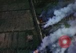 Image Les bombardements aériens de l'US Air Force de cibles au Vietnam Nam Phan Province Vietnam, 1965, de la seconde 61 séquences d'archives historiques vidéo 65675054868