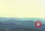 Immagine di Le aree obiettivo bombardato Quang Duc Vietnam, 1965, secondo 37 filmato di repertorio 65675054880