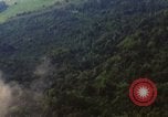 Standbild Zielbereiche bombardiert Soc Trang Vietnam, 1965, aus Sekunde 43 historischem Filmmaterial Videoclip 65675054881