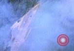 Immagine di Il Viet Cong capanne bombardato Soc Trang Vietnam, 1965, secondo 12 filmato di repertorio 65675054882