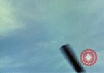 Immagine di Il Viet Cong capanne bombardato Soc Trang Vietnam, 1965, secondo 16 filmato di repertorio 65675054882