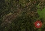 Immagine di Il Viet Cong capanne bombardato Soc Trang Vietnam, 1965, secondo 38 filmato di repertorio 65675054882