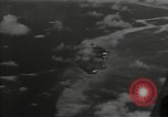 Standbild American Flying Boot Pacific Theater, 1944, aus Sekunde 39 historischem Filmmaterial Videoclip 65675054893
