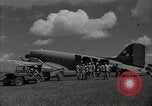 Standbild C-47 Skytrain Flugzeuge Camp Keithley Mindanao Philippinen, 1945, aus Sekunde 5 historischem Filmmaterial Videoclip 65675054897