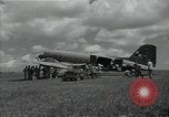 Standbild C-47 Skytrain Flugzeuge Camp Keithley Mindanao Philippinen, 1945, aus Sekunde 52 historischem Filmmaterial Videoclip 65675054897
