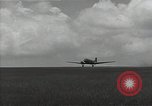 Standbild C-47 Skytrain Flugzeuge Camp Keithley Mindanao Philippinen, 1945, aus Sekunde 58 historischem Filmmaterial Videoclip 65675054897