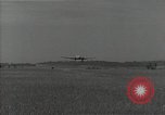 Immagine di C-47 Skytrain aeromobile Malabang Filippine, 1945, secondo 10 filmato di repertorio 65675054898