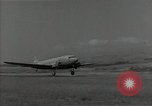 Immagine di C-47 Skytrain aeromobile Malabang Filippine, 1945, secondo 16 filmato di repertorio 65675054898