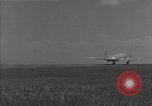 Immagine di C-47 Skytrain aeromobile Malabang Filippine, 1945, secondo 22 filmato di repertorio 65675054898