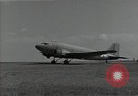 Immagine di C-47 Skytrain aeromobile Malabang Filippine, 1945, secondo 36 filmato di repertorio 65675054898
