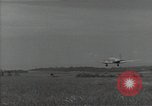 Immagine di C-47 Skytrain aeromobile Malabang Filippine, 1945, secondo 53 filmato di repertorio 65675054898