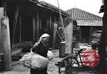 Immagine di Evacuazione dei civili Okinawa isole Ryukyu, 1945, secondo 14 filmato di repertorio 65675054927