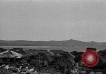Immagine di Evacuazione dei civili Okinawa isole Ryukyu, 1945, secondo 28 filmato di repertorio 65675054927