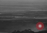 Immagine di Evacuazione dei civili Okinawa isole Ryukyu, 1945, secondo 44 filmato di repertorio 65675054927