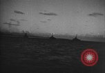 Image invasion de Aguni Okinawa îles Ryukyu, 1945, de la seconde 10 séquences d'archives historiques vidéo 65675054936