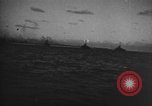 Image invasion de Aguni Okinawa îles Ryukyu, 1945, de la seconde 11 séquences d'archives historiques vidéo 65675054936