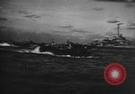 Image invasion de Aguni Okinawa îles Ryukyu, 1945, de la seconde 24 séquences d'archives historiques vidéo 65675054936