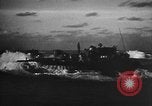 Image invasion de Aguni Okinawa îles Ryukyu, 1945, de la seconde 28 séquences d'archives historiques vidéo 65675054936