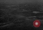 Image Typhon hits American Navy 3e flotte Océan Pacifique, 1945, de la seconde 14 séquences d'archives historiques vidéo 65675054937