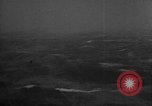 Image Typhon hits American Navy 3e flotte Océan Pacifique, 1945, de la seconde 17 séquences d'archives historiques vidéo 65675054937