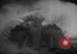 Image Typhon hits American Navy 3e flotte Océan Pacifique, 1945, de la seconde 35 séquences d'archives historiques vidéo 65675054937
