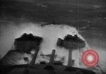 Image Typhon hits American Navy 3e flotte Océan Pacifique, 1945, de la seconde 38 séquences d'archives historiques vidéo 65675054937