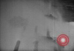 Image Typhon hits American Navy 3e flotte Océan Pacifique, 1945, de la seconde 43 séquences d'archives historiques vidéo 65675054937