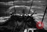 Image Typhon hits American Navy 3e flotte Océan Pacifique, 1945, de la seconde 49 séquences d'archives historiques vidéo 65675054937