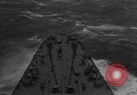 Image Typhon hits American Navy 3e flotte Océan Pacifique, 1945, de la seconde 57 séquences d'archives historiques vidéo 65675054937
