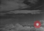 Image La bataille de Balikpapan pendant Seconde Guerre Mondiale dans le Pacifique Borneo, 1945, de la seconde 10 séquences d'archives historiques vidéo 65675054938