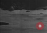 Image La bataille de Balikpapan pendant Seconde Guerre Mondiale dans le Pacifique Borneo, 1945, de la seconde 24 séquences d'archives historiques vidéo 65675054938