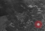 Image La bataille de Balikpapan pendant Seconde Guerre Mondiale dans le Pacifique Borneo, 1945, de la seconde 34 séquences d'archives historiques vidéo 65675054938