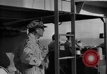 Image La bataille de Balikpapan pendant Seconde Guerre Mondiale dans le Pacifique Borneo, 1945, de la seconde 48 séquences d'archives historiques vidéo 65675054938
