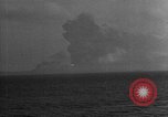 Image La bataille de Balikpapan pendant Seconde Guerre Mondiale dans le Pacifique Borneo, 1945, de la seconde 52 séquences d'archives historiques vidéo 65675054938