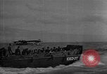 Image La bataille de Balikpapan pendant Seconde Guerre Mondiale dans le Pacifique Borneo, 1945, de la seconde 59 séquences d'archives historiques vidéo 65675054938