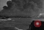 Image La bataille de Balikpapan pendant Seconde Guerre Mondiale dans le Pacifique Borneo, 1945, de la seconde 62 séquences d'archives historiques vidéo 65675054938