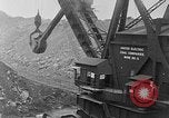 Standbild giant Kohlenschaufel Duquoin Illinois USA, 1929, aus Sekunde 12 historischem Filmmaterial Videoclip 65675054946