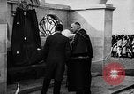 Standbild Beasley Kopf Memorial Eastbourne England, 1929, aus Sekunde 55 historischem Filmmaterial Videoclip 65675054948