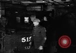 Immagine di Ragazza dirigere i treni Chicago Illinois USA, 1929, secondo 10 filmato di repertorio 65675054954