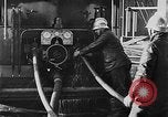 Immagine di Motore fire sedan Parigi Francia, 1930, secondo 57 filmato di repertorio 65675054960