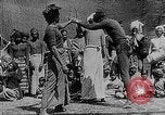 Image devil dancing Madras Inde, 1930, de la seconde 27 séquences d'archives historiques vidéo 65675054962